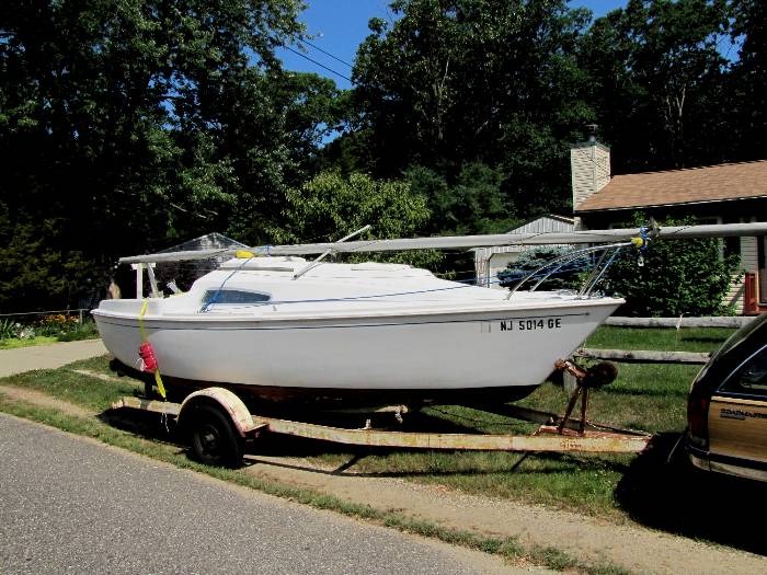 blue laguna sailboat